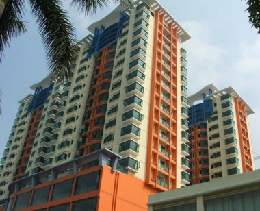 雅居乐铝合金门窗安装工程