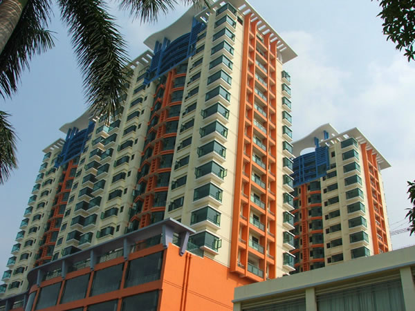 雅居乐铝合金门窗安装工程