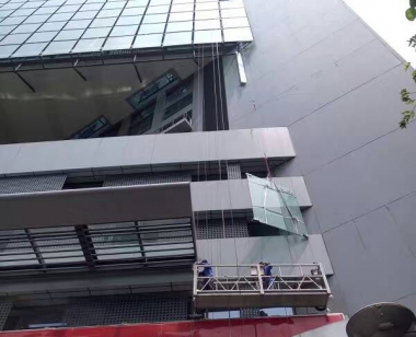更换幕墙玻璃工程