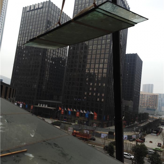 更换幕墙玻璃工程