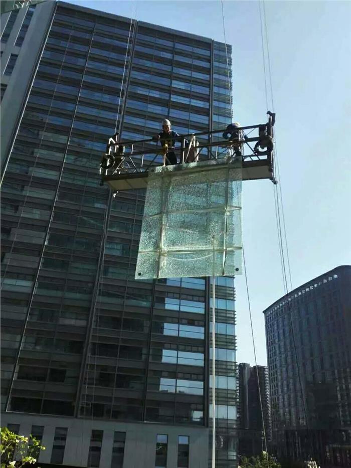 更换幕墙玻璃工程